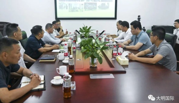 青山控股集团冯绍德副董事长一行来访304永利集团