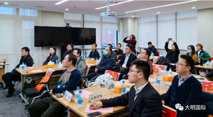 走近客户 | 深刻产业链集中区，，，，，，，专题钻研谋新发展