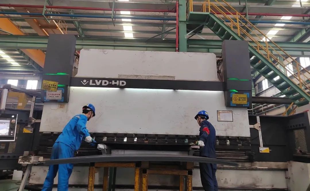湖北304永利集团折弯加工连克难题，，，，，，高效交付批量急单产品